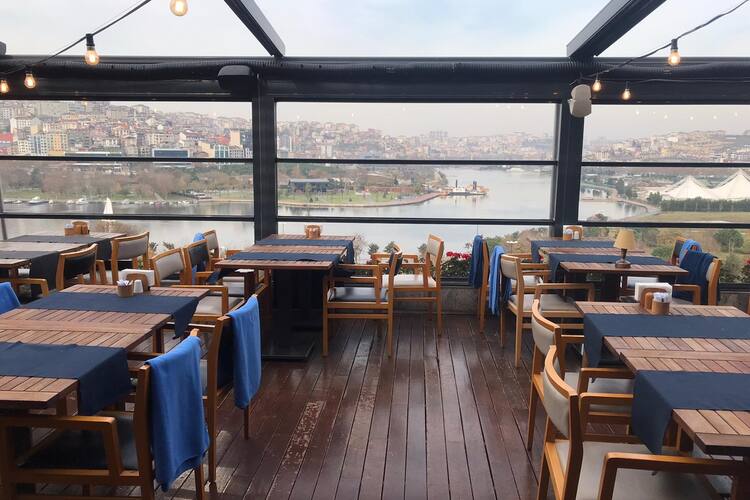 Turkce Meze Terrace Suites Otel Sutluce Istanbul